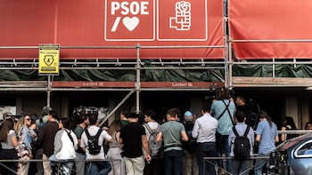 El juez Pedraz ordena a la UCO rastrear correos, cuentas, visitas y contabilidad del PSOE en el ‘caso Leire Díez’