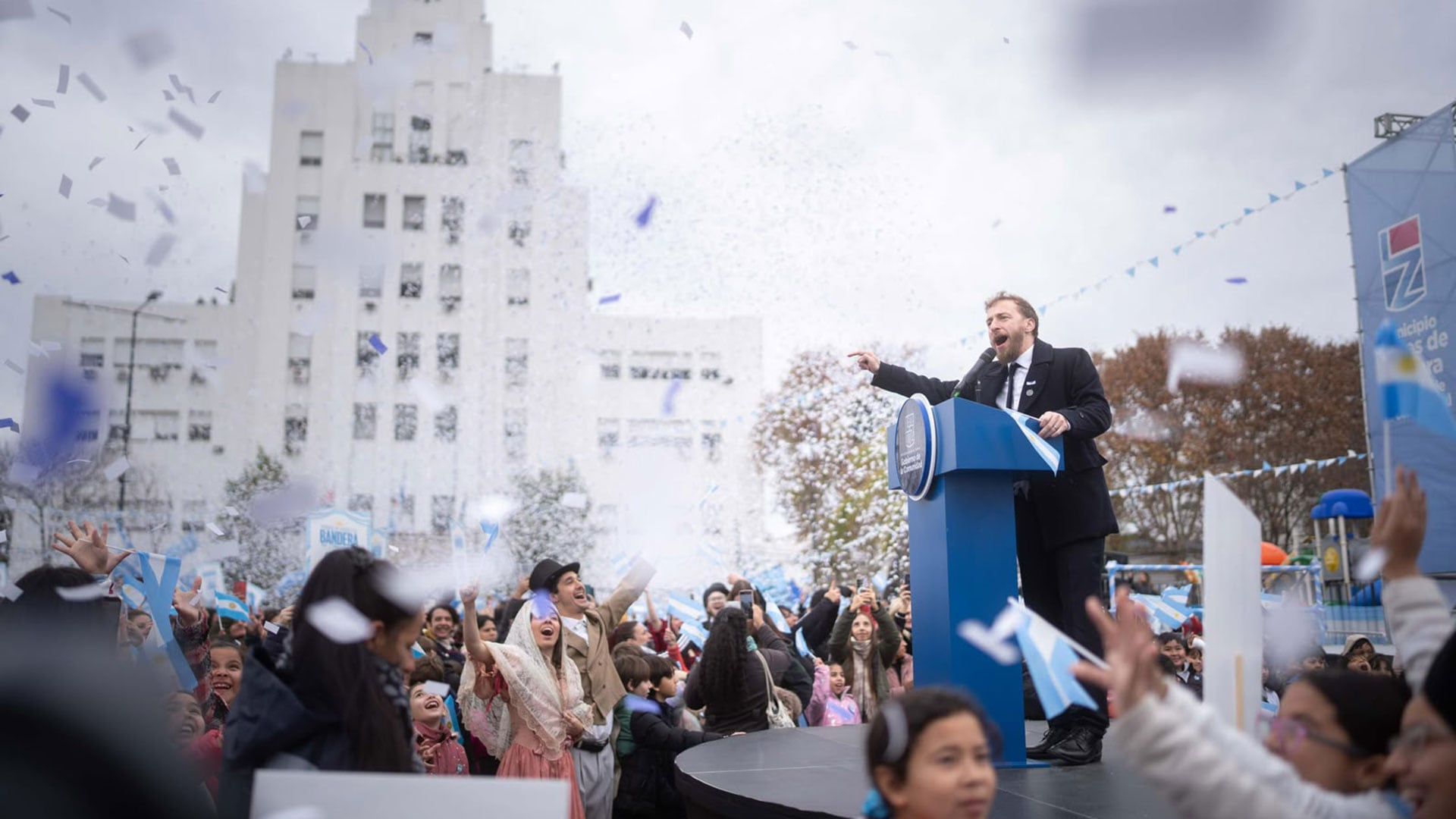 Federico Otermín encabezó el acto en la Plaza Grigera