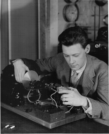 Rune Elmqvist, el ingeniero que inventó el primer marcapasos (Wikimedia Commons)