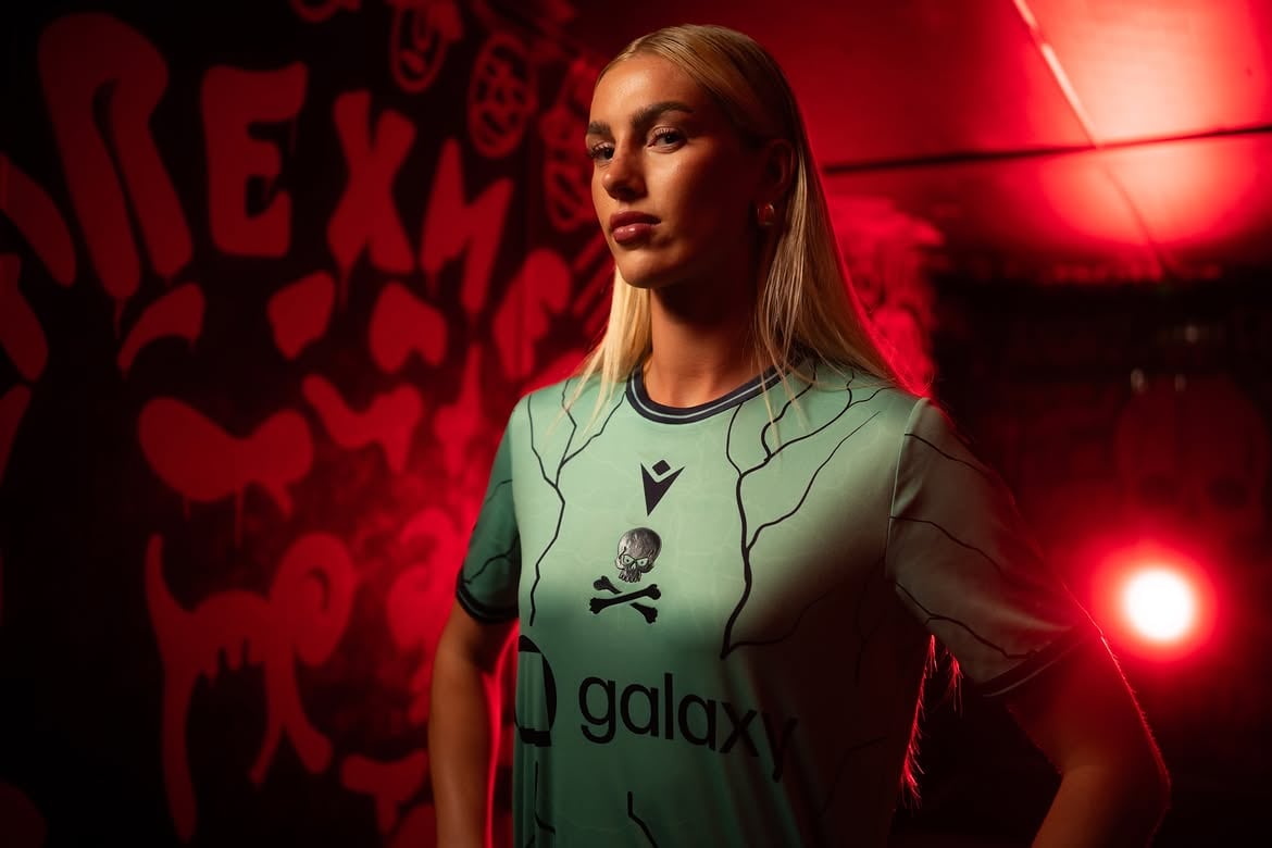 La lateral había finalizó su vínculo con el Hashtag United de mutuo acuerdo y ahora forma parte del plantel ubicado en Bedford (@realbedfordwomen)