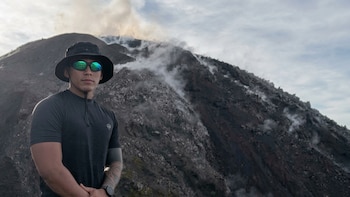El atleta mexicano Iván Siu López es localizado con vida tras extraviarse en el volcán Santiaguito en Guatemala