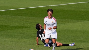 El Real Madrid empata con la Fiorentina en el debut de Dumfries y Espí