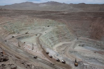 Imagen de archivo de la mina de cobre Radomiro Tomic de la chilena Codelco, cerca de la mina de Chuquicamata en el norte de Chile. REUTERS/Ivan Alvarado