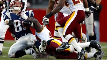 Commanders derrotan a Patriots en