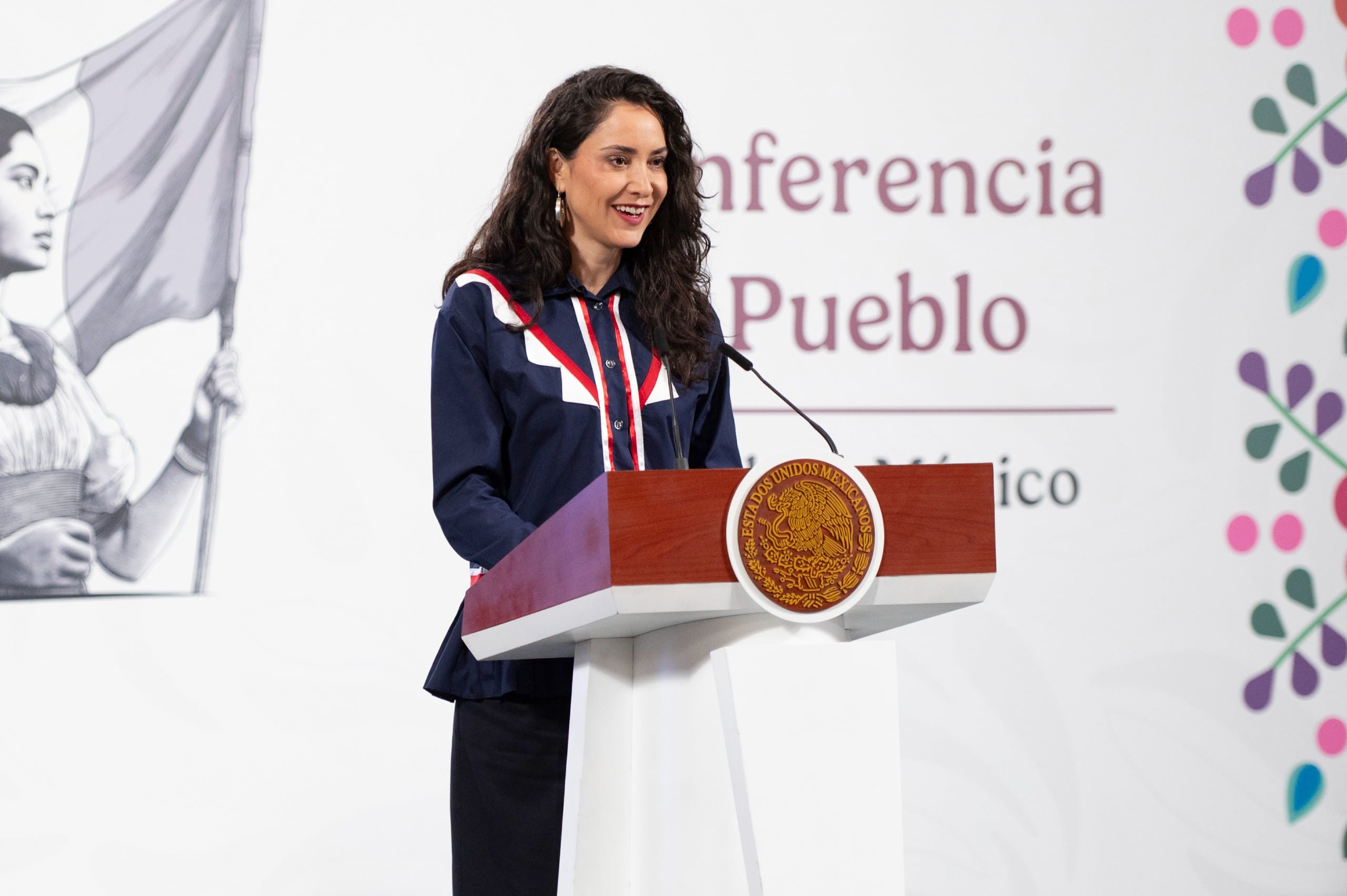 Los Bukis fueron felicitados por la secretaria de Cultura, Claudia Curiel. (Presidencia)