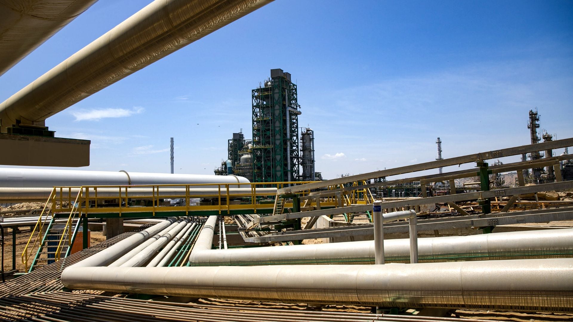 Petroperú, en pie de guerra: el costo laboral representa menos del 3,8% y no explica desastre financiero, denuncian trabajadores Petroperú, en pie de guerra: el costo laboral representa menos del 3,8% y no explica desastre financiero, denuncian trabajadores