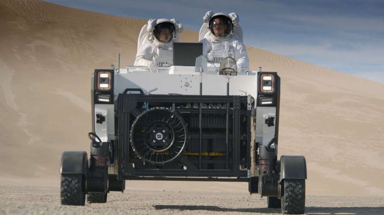 El modelo FLEX, desarrollado por Astrolab, incorpora tecnología de tracción total y sistemas autónomos para afrontar los desafíos del terreno lunar (Astrolab)