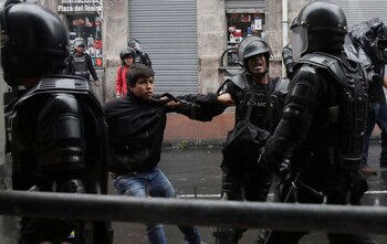 Un joven es detenido en