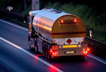 Las importaciones de combustibles crecieron 68,5% interanual en agosto. (AP)