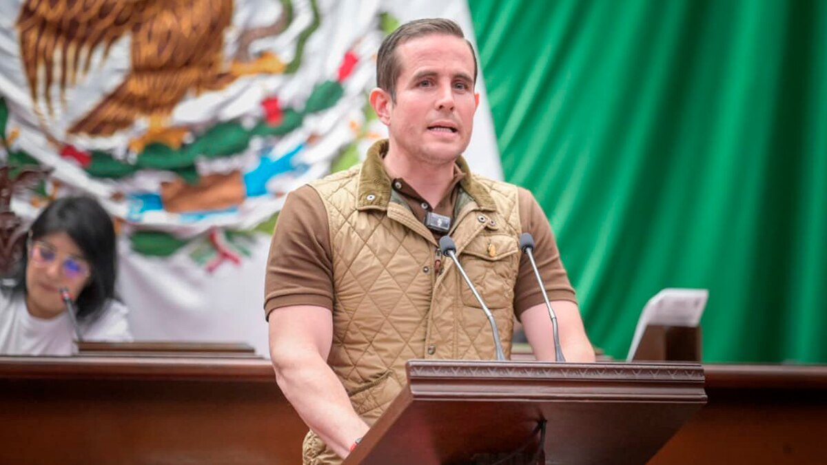 La muerte de Carlos Manzo fue una ejecución anunciada”, acusa Carlos Tafolla, diputado del Movimiento del Sombrero - Infobae