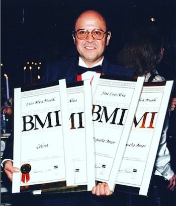 Alva fue galardonado con múltiples