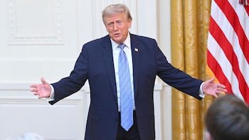 Trump asegura que EEUU "golpeó muy duro" a Irán con bombardeos "en honor" a los militares muertos en Jordania