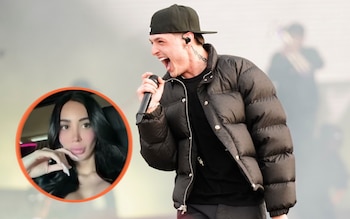 Fotos que relacionan a la chica con Peso Pluma circulan por las redes sociales (Foto Rob Grabowski/Invision/AP, archivo)