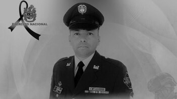 Un suboficial muerto dejan combates