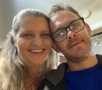 Donna Rhorer, hermana y tutora