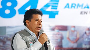 Pedro Castillo tras la aprobación