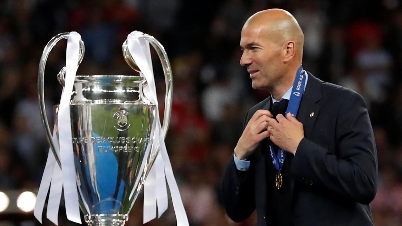 Zidane se retiró del fútbol tras la final de Berlín y más tarde alcanzó éxito internacional como entrenador del Real Madrid (REUTERS/Andrew Boyers)