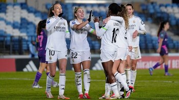 Linda Caicedo celebrando con sus