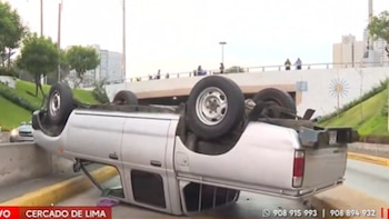 Accidente en el Metropolitano: camioneta