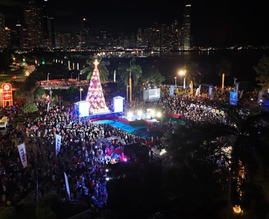 El encendido oficial del árbol de Navidad se realizará el 29 de noviembre en el Mirador del Pacífico, como inicio de la programación festiva de la Alcaldía de Panamá. Tomada del Municipio de Panamá