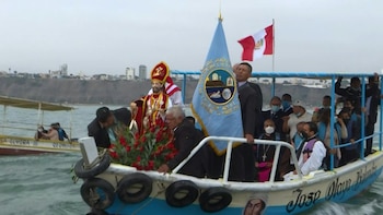 Los pescadores peruanos hacen una