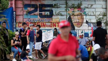 Marcha en silencio por muerte de manifestantes durante una protesta antiminería en Panamá
