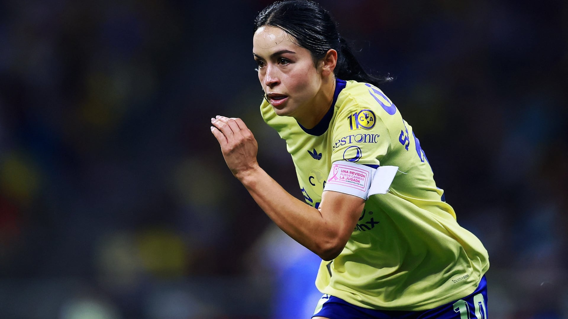 Scarlett Camberos hace historia y se queda en el lugar 21 del Balón de Oro 2026