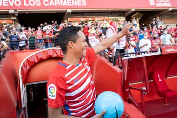 El delantero colombiano Carlos Bacca,