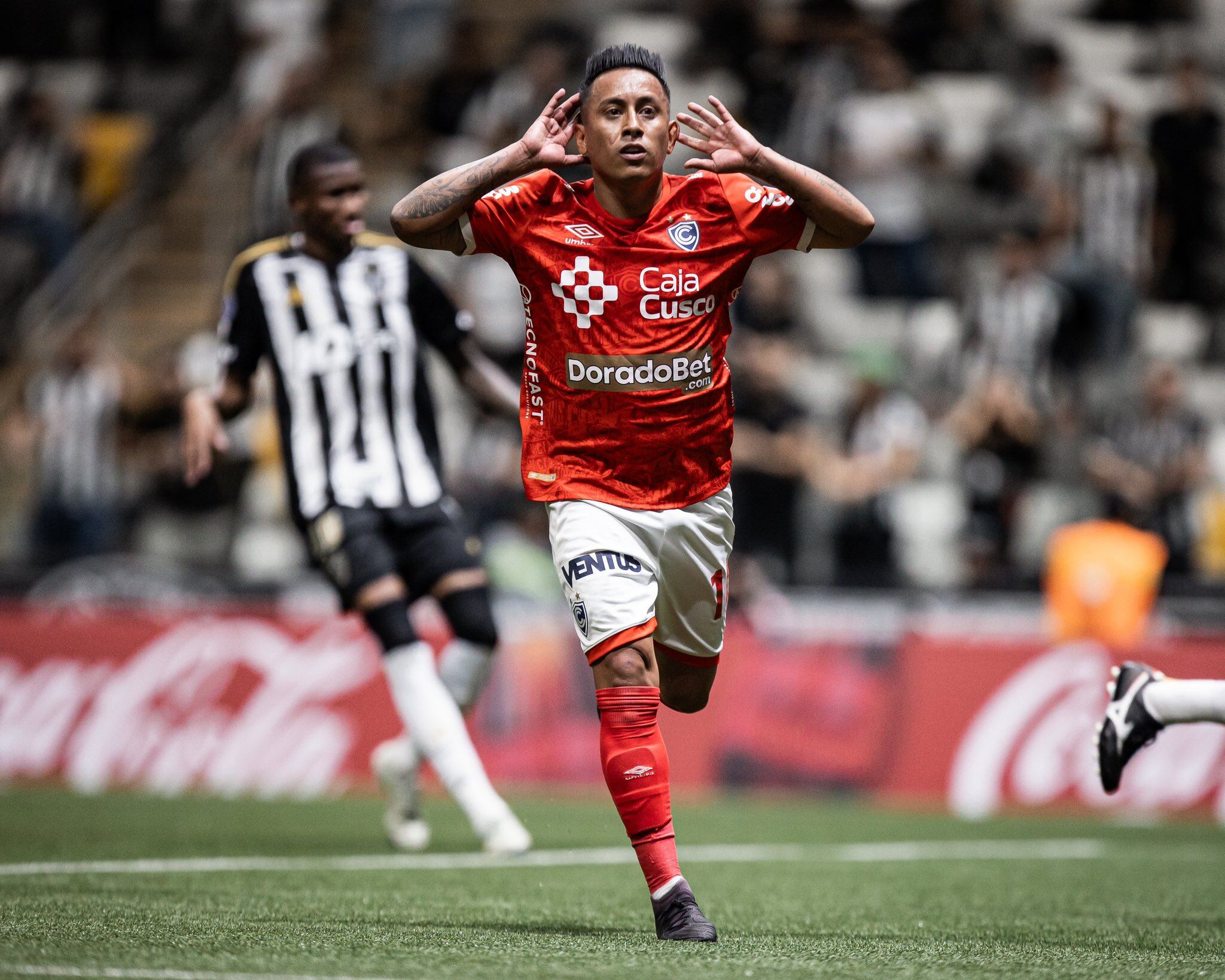 Christian Cueva levantó su nivel futbolístico de la mano de Carlos Desio en Cienciano.