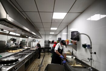 Olivier de Belleroche, chef of