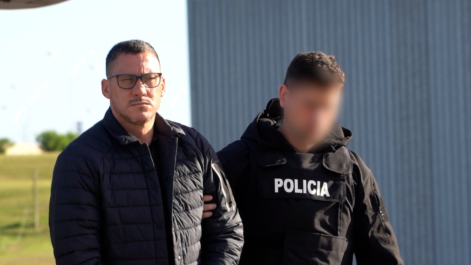 El narcotraficante Luis Fernández Albín llega a Uruguay tras ser extraditado desde Argentina (Ministerio del Interior)