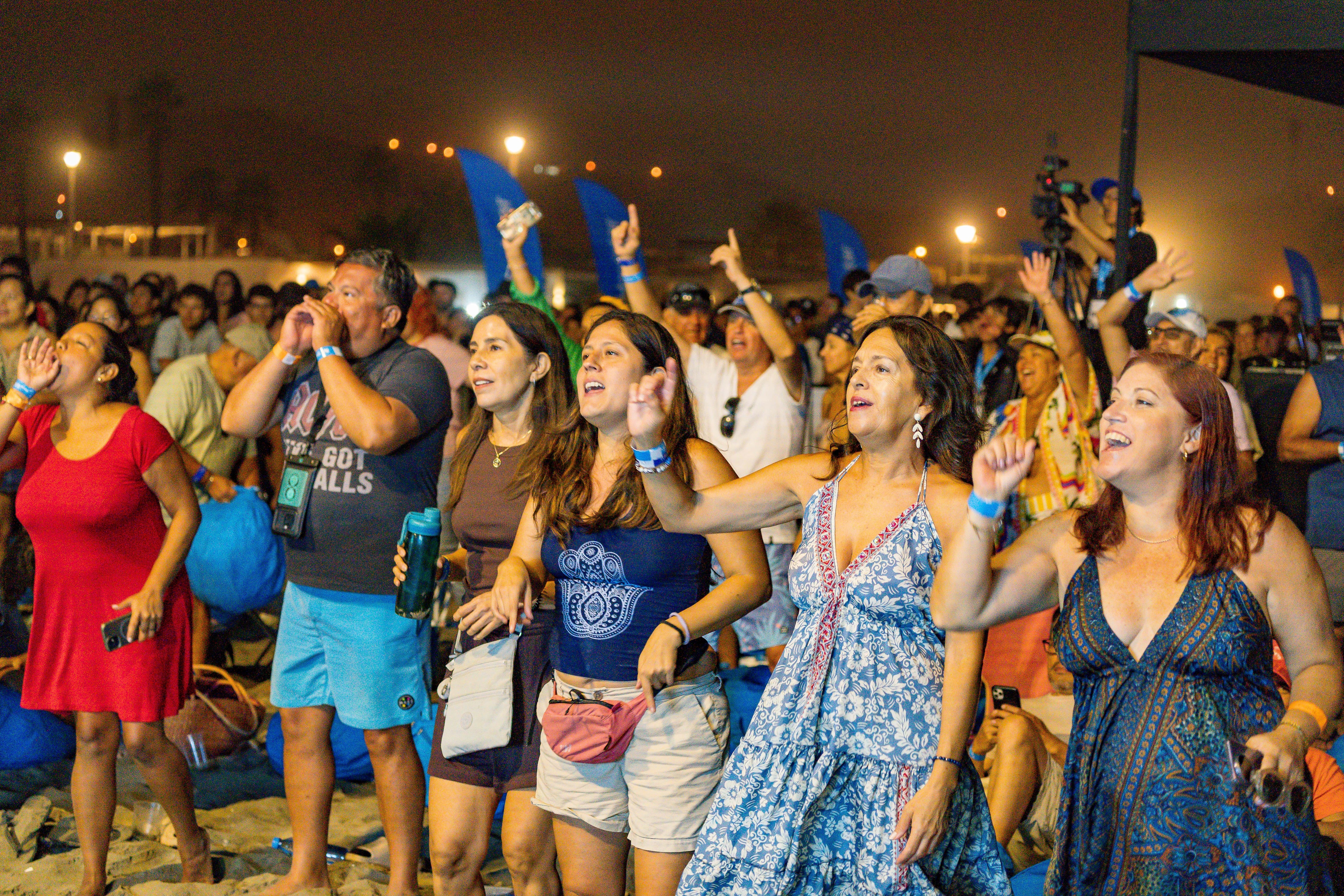 Momentos memorables: Clientes disfrutando del “Tour Música de Verano 2026” de Movistar.