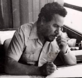 Es el autor de temas