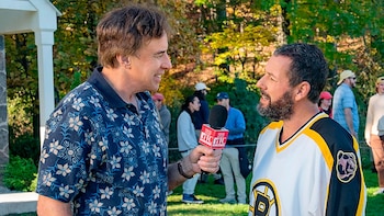 El comediante Kevin Nealon relata riesgos y excesos de sus giras junto a Adam Sandler