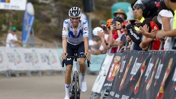 El español Enric Mas liderará al Movistar Team en la 81ª edición de La Vuelta