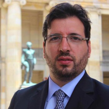 Pierre García, quien fue subdirector