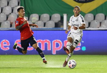 Santos tuvo una clara en