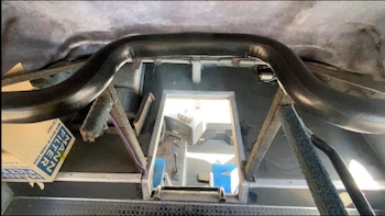 La escalerilla que permite salir