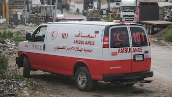 Media Luna Roja informa de tres heridos por colonos en el sur de Cisjordania y denuncia trabas