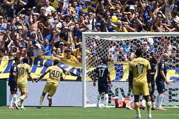Lautaro Di Lollo celebra el