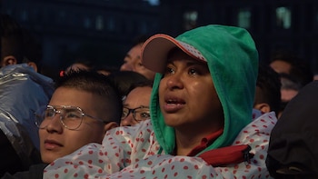 Las lágrimas brotaron de los