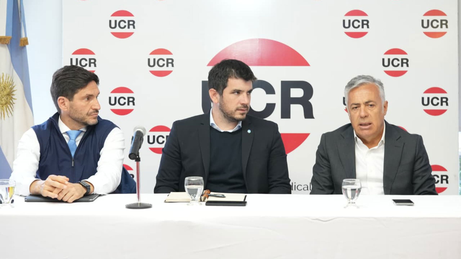 Maximiliano Pullaro, Leonel Chiarella y Alfredo Cornejo