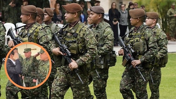 Ejército Nacional negó que traslados de oficiales estuvieran vinculados al saludo a Abelardo de la Espriella: “No guarda relación”
