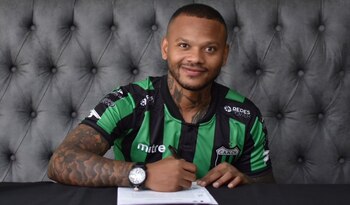 El volante Andrés "Manga" Escobar