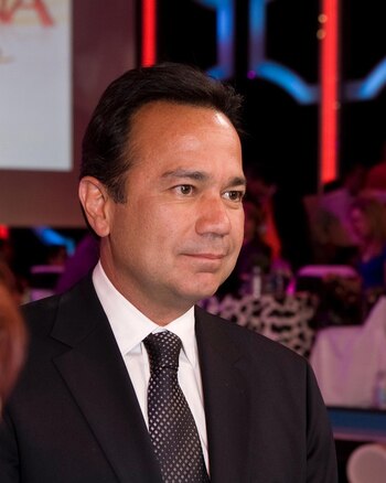 Nicando Díaz comenzó su carrera