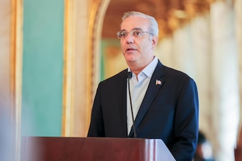 El Gobierno de República Dominicana propone una reducción del 50% en los fondos asignados a los partidos políticos como respuesta a crisis en Medio Oriente. (Cortesía: Luis Abinader)