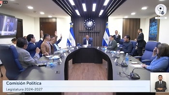 Tras revisar currículos y escuchar a los postulantes, el equipo emitirá un dictamen que marcará el paso final hacia tres cargos que fiscalizan el dinero estatal en el período 2026-2029 (Foto cortesía Asamblea Legislativa)
