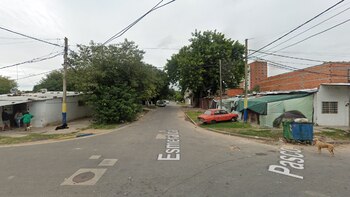 Un grupo de vecinos charlaban