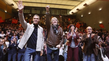 Sánchez acusa a Feijóo y