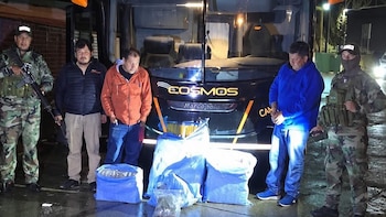 Sorpresa: incautaron 86 kilos de marihuana en el micro del plantel del San Pablo